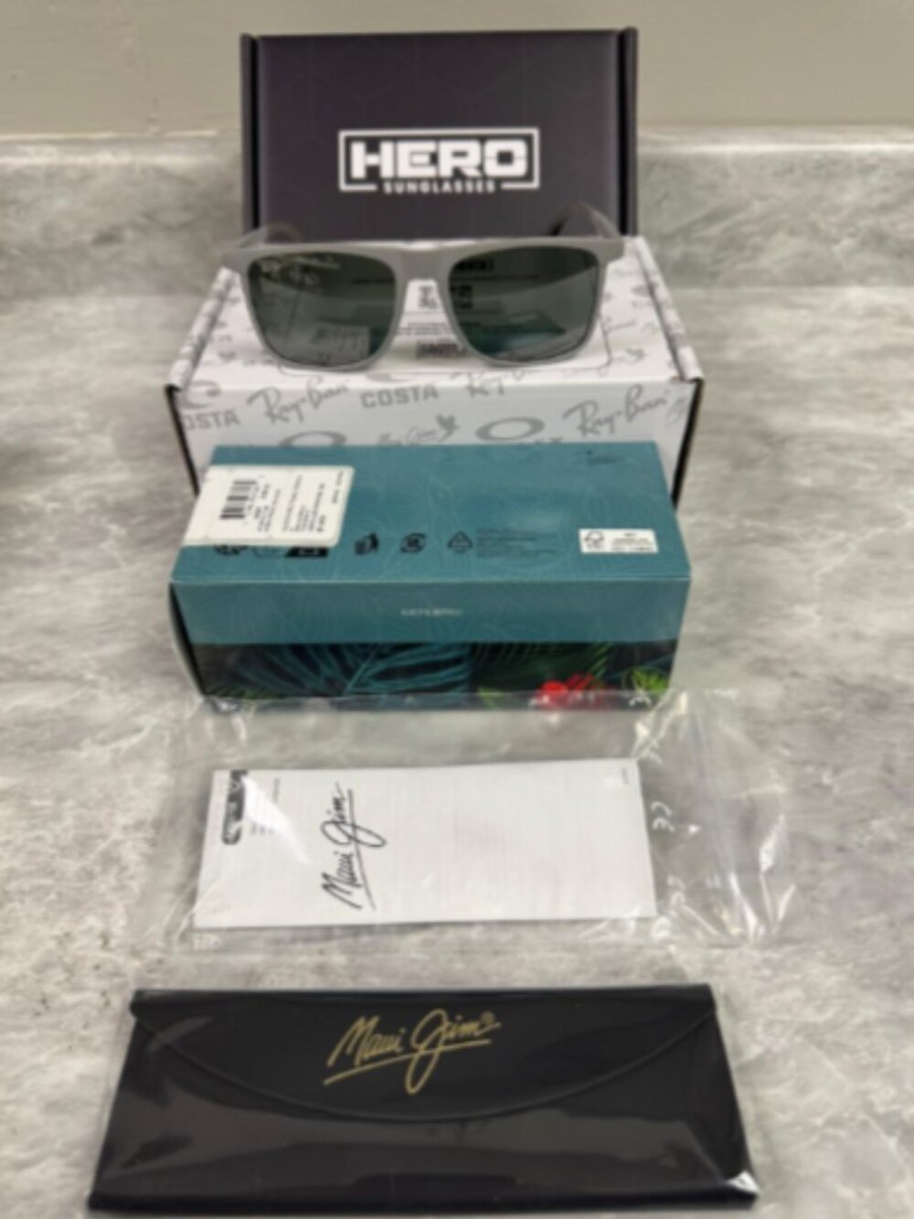 MAUI JIM | NEW | MAKAMAE | 619 - 14 | MATTE GREY  | NEUTRAL GREY